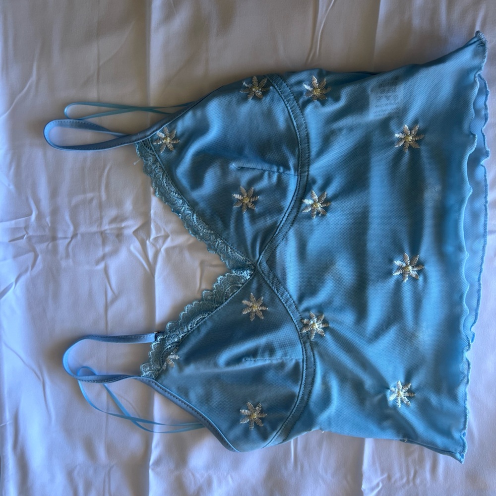 Sheer Top 🌼 - Picture 3 of 5